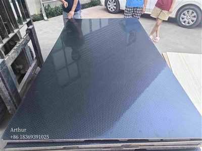 1220*2440*9/12/15/18mm haute brillance HEX Partten HPL Surface anti-dérapant Film face contreplaqué